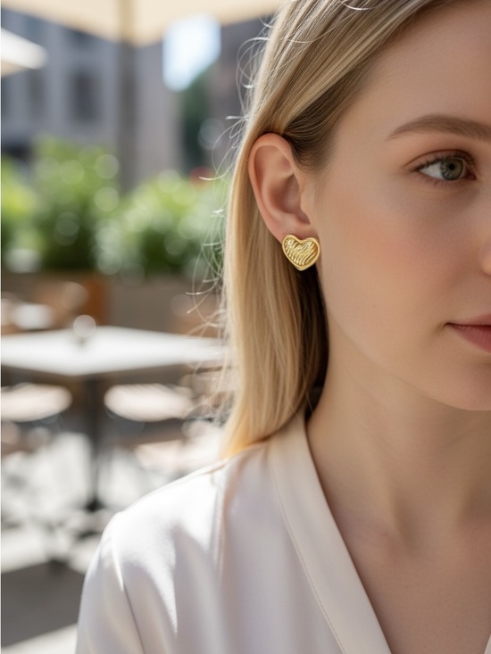 Jewelry - 7/15 Gold Heart Stud Earrings - Elegant Women's Jewelry